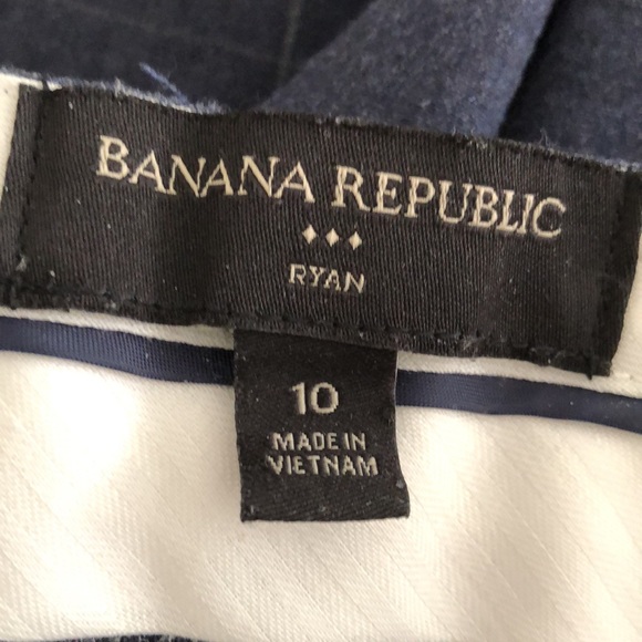 Blue-Grey stunning Pants with Subtle large squares   Size 10 - Picture 5 of 9